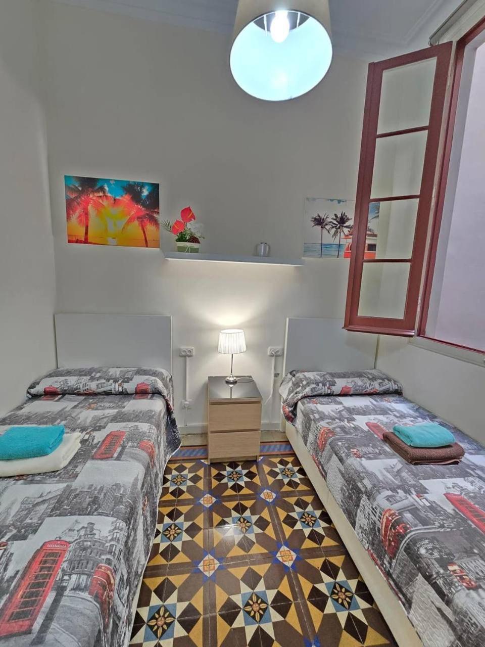 برشلونة Rooms Rumila المظهر الخارجي الصورة